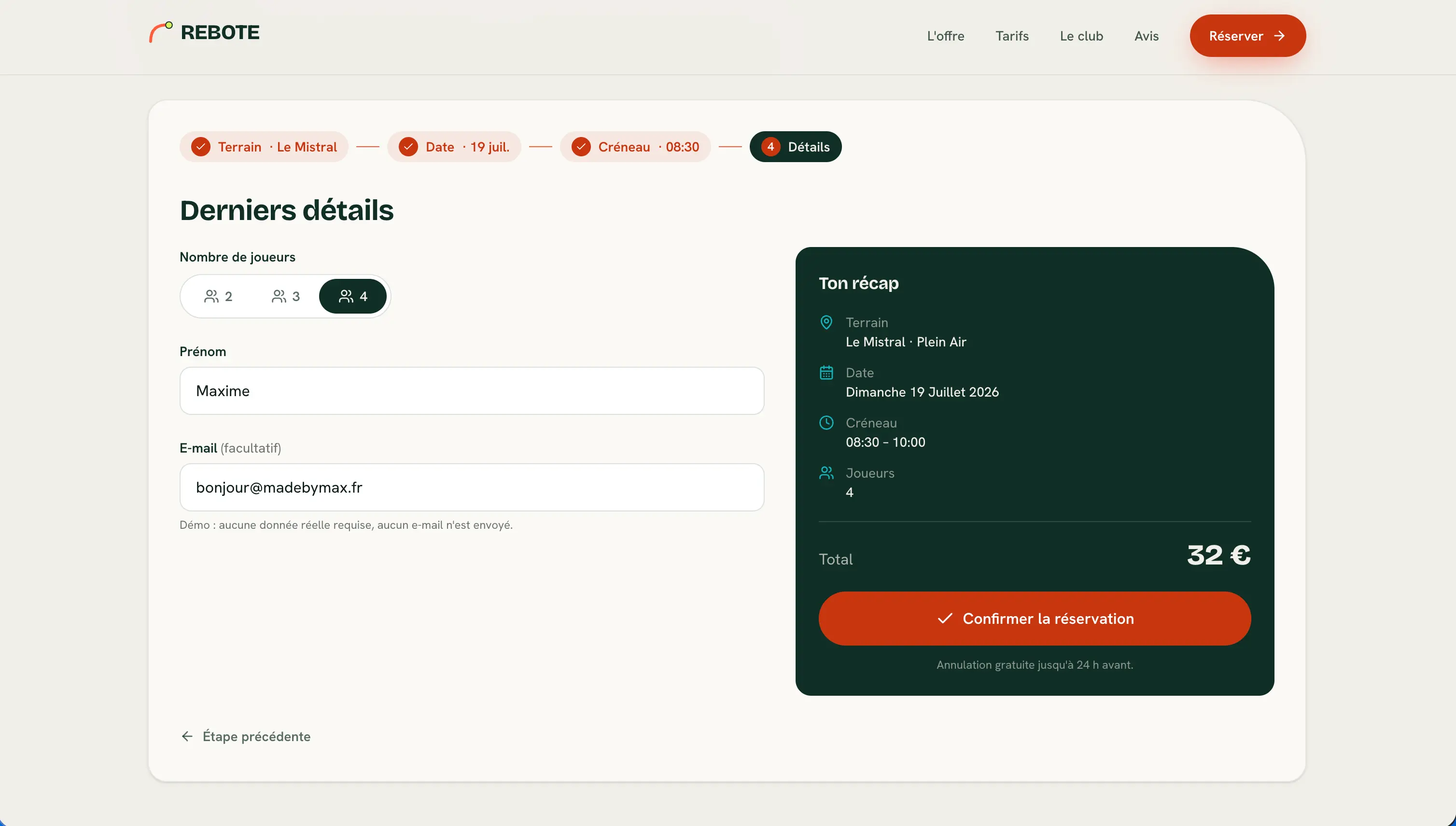 Interface de réservation du club de padel REBOTE